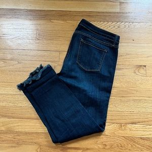 Just Black 32 Jeans 👖 frayed edge. 17 waist. 25 Inseam.